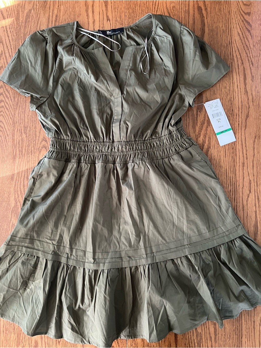 Chetta B Olive Green Short Sleeve Smocked Waist Dress fall pics Petite Large NWT